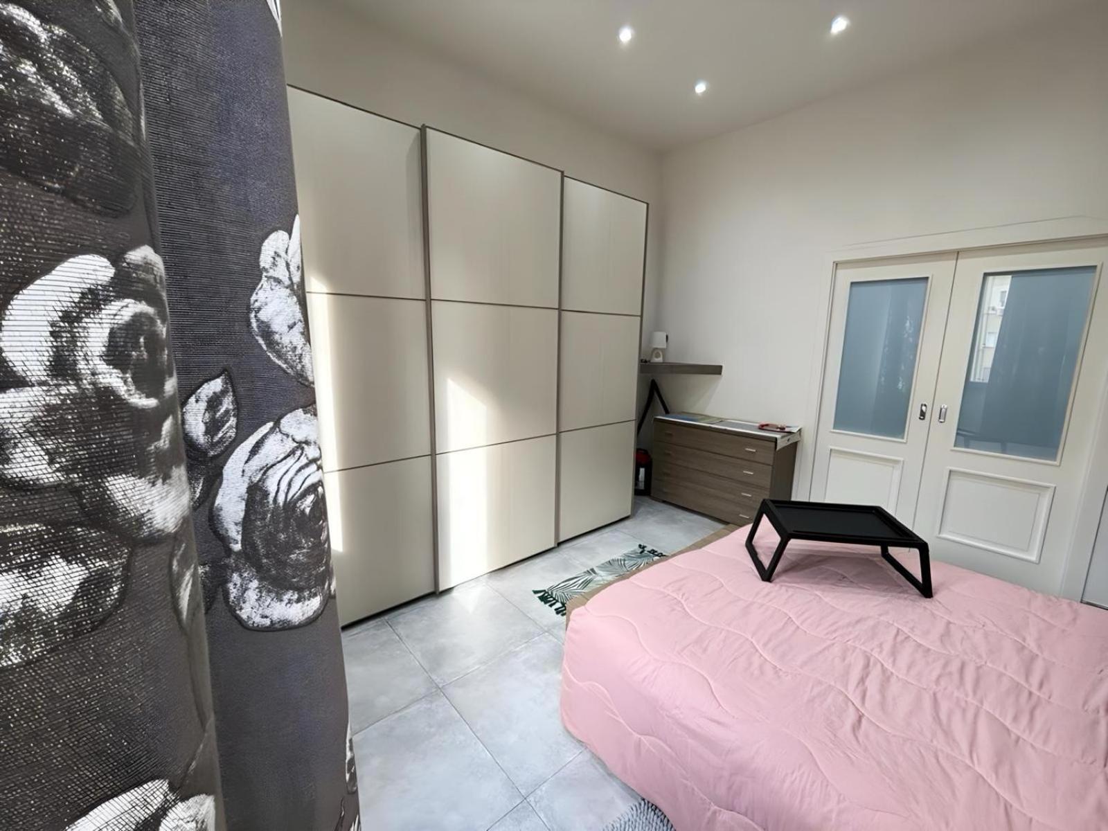 Marta'S Apartment Napoli Bagian luar foto