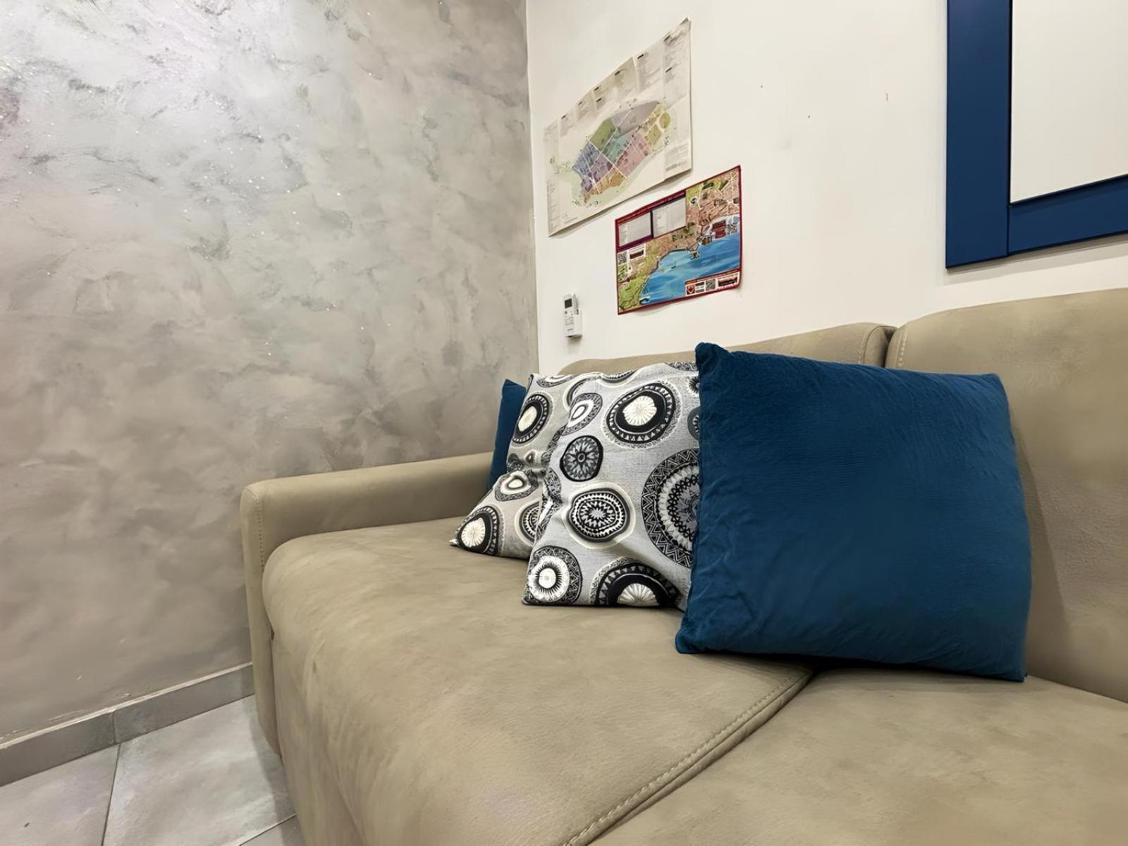 Marta'S Apartment Napoli Bagian luar foto